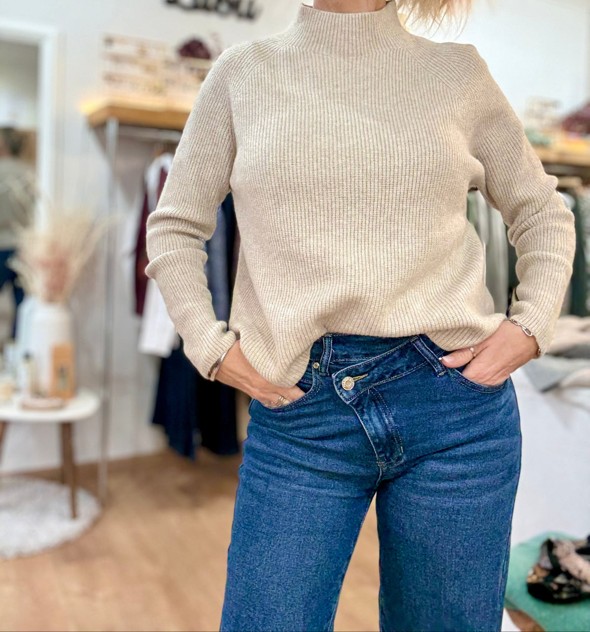 Pull Elyas- beige