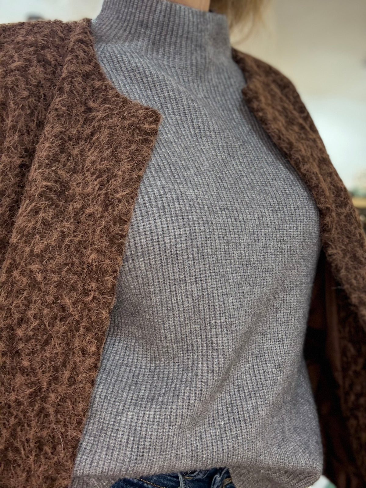 Pull Elyas- gris